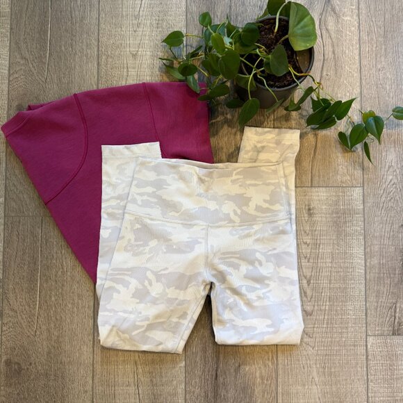 ✨ Lululemon Wunder Under High-Rise Crop 23” | Incognito Camo Alpine White ✨ - Picture 10 of 13